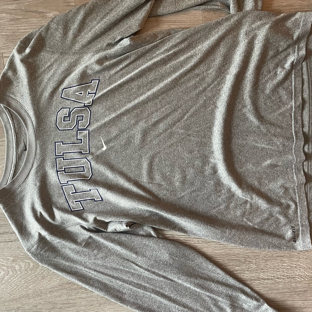 Tulsa workout longsleeve